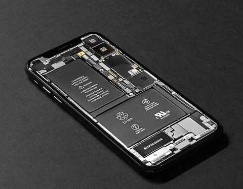 Por qué los iPhone no necesitan baterías grandes